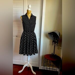 Alfani size 8P dress. Super nice classy and sophisticated with a little sexy.
